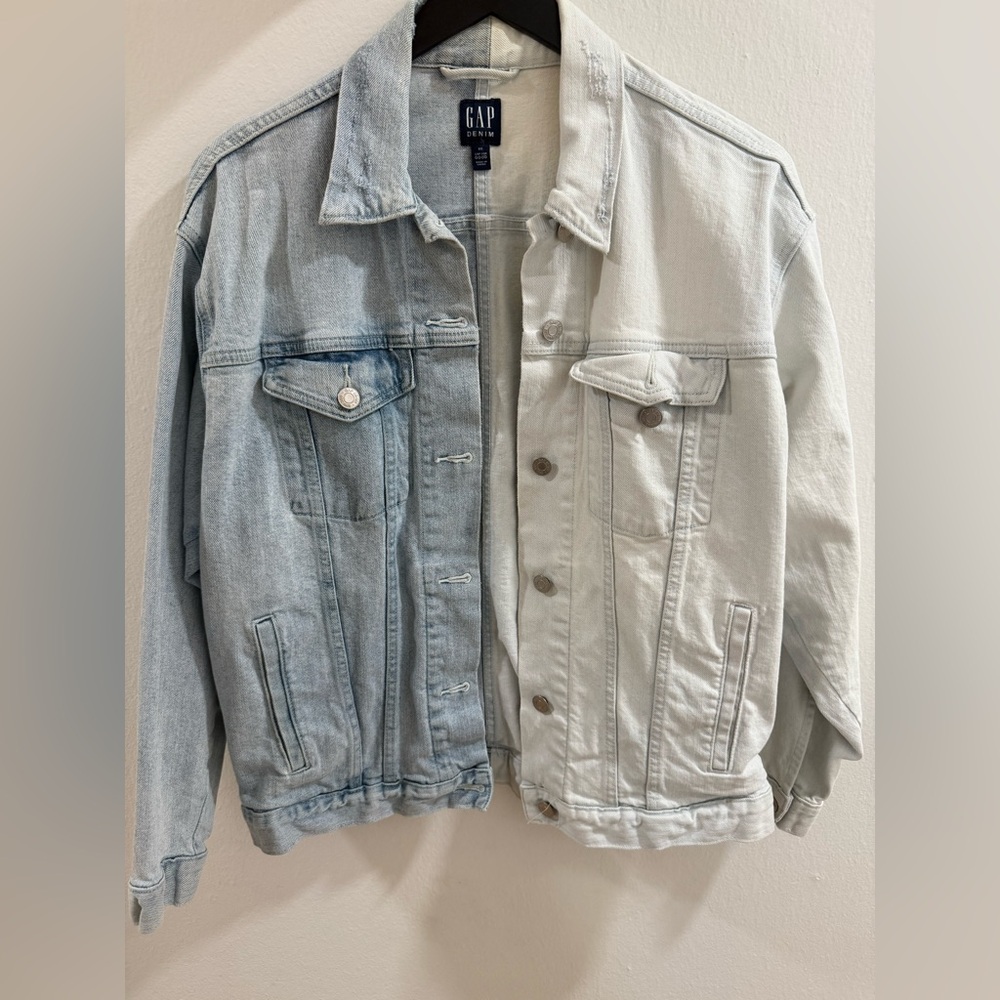 GAP Two-Tone Jean Jacket in Light Blue and Cream